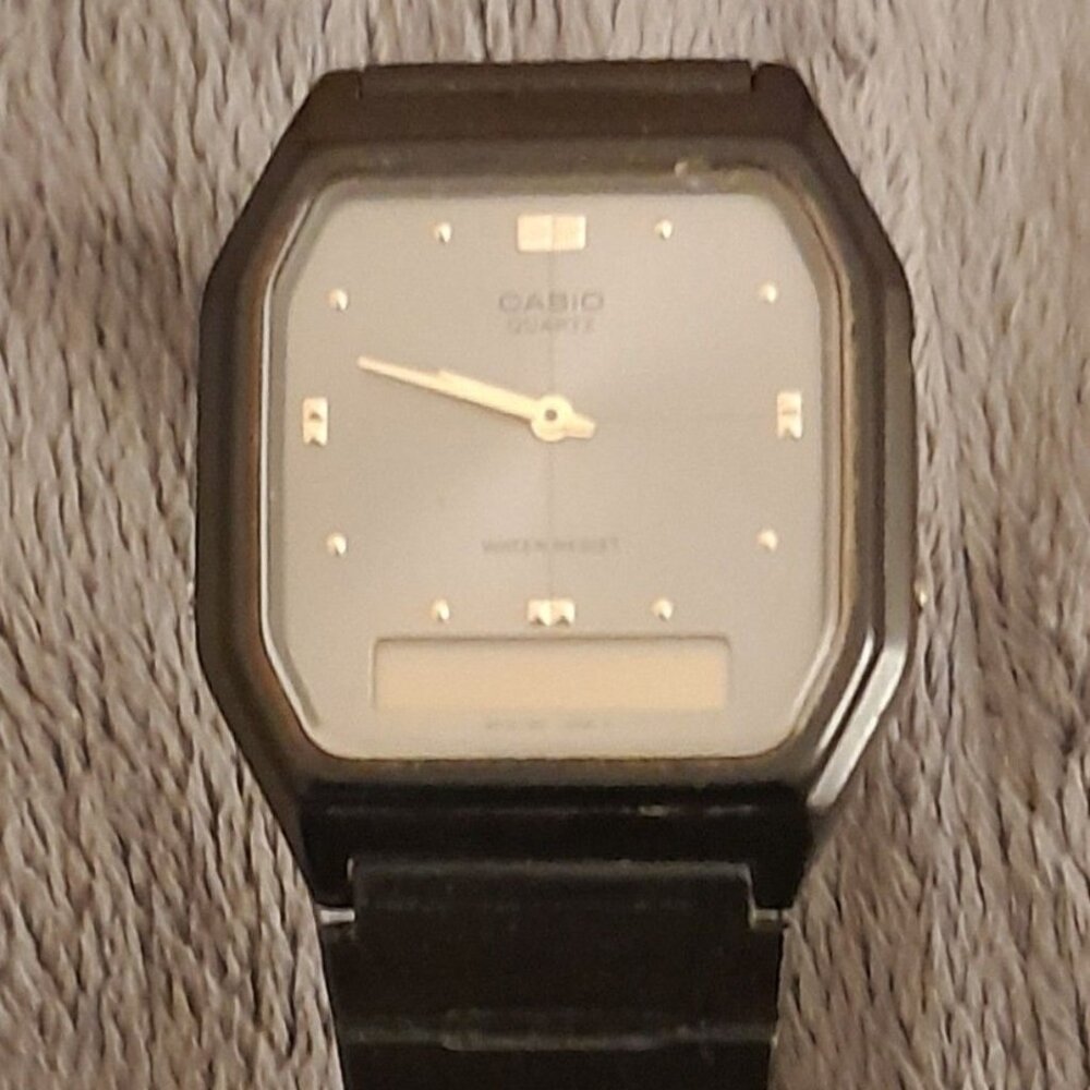 Vintage Men's Casio Wristwatch